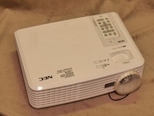 NEC NP100 DLP Projector 735h 100-240VAC