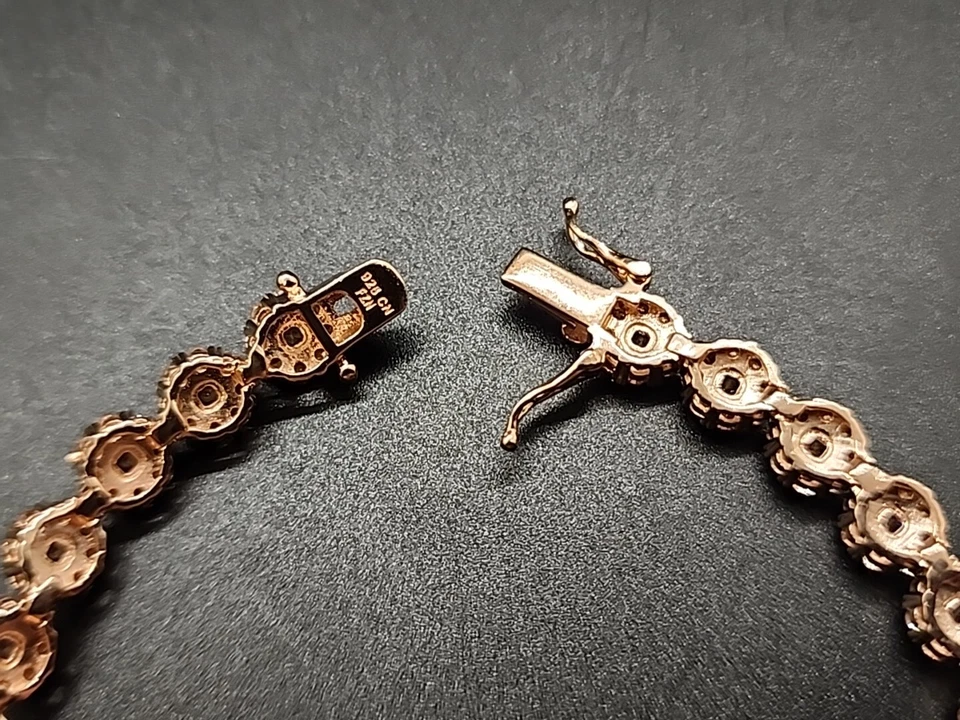 Brazalete de tenis de 7,5" de oro rosa de 18 quilates sobre plata de ley con circonita rosa y marrón Foto 4 de 4