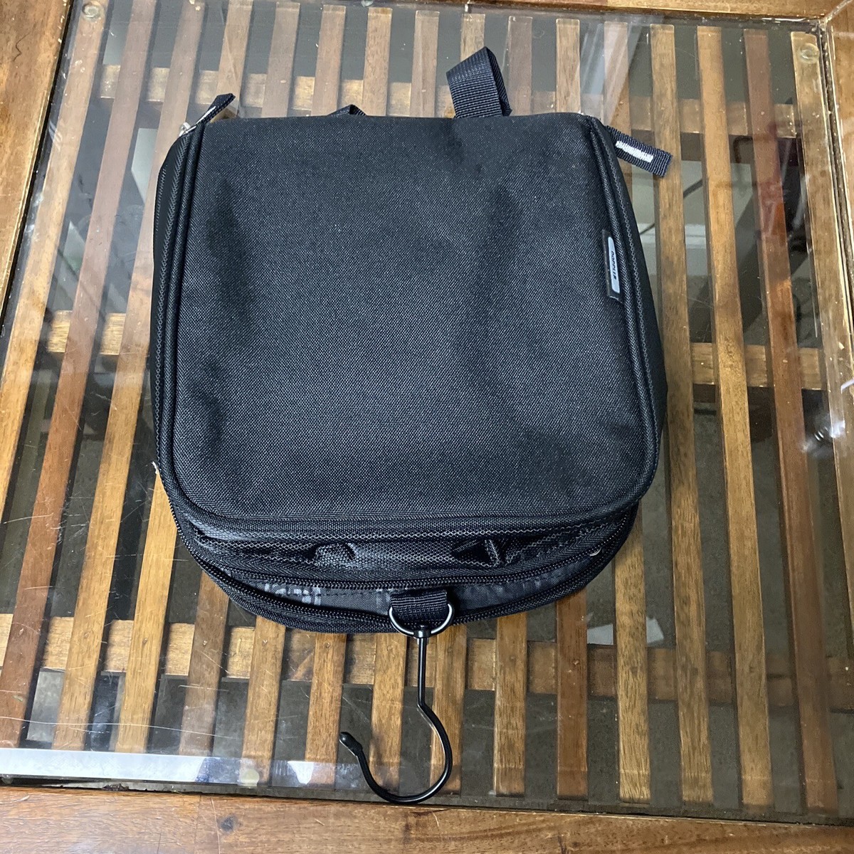 OGIO Black DOPPLER Travel Toiletry Hanging Bag DOP KIT New