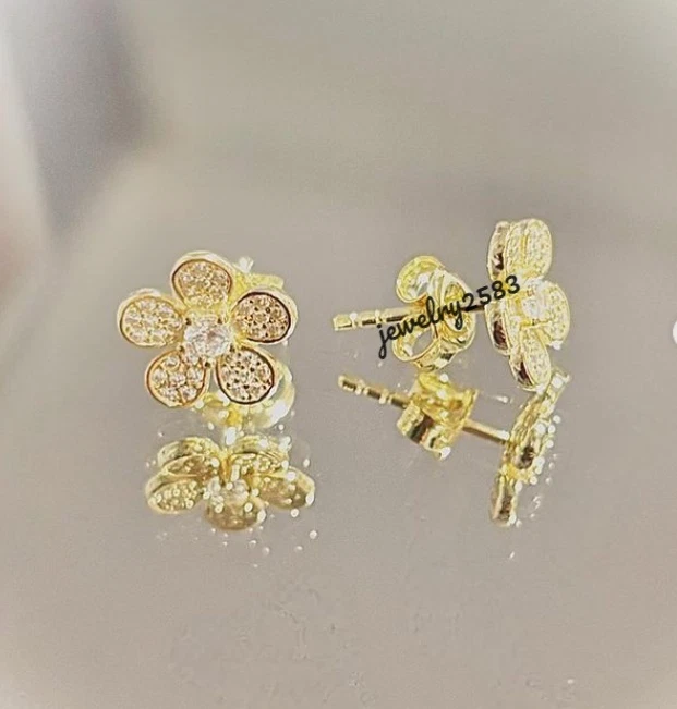 Birthday Gift For Daughter Natural Diamond Flower Earring In 10k Yellow Gold - Image 4 of 4