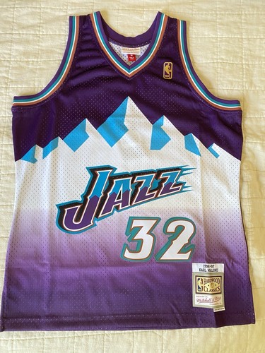 Tee-shirt Vintage Karl Malone Utah Jazz MVP 1996-97 - Gris, Taille XL - État Très Bon