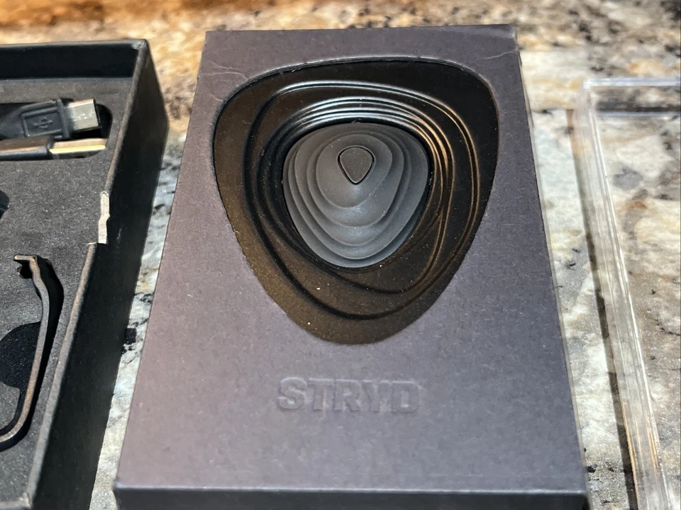 Original Stryd Footpod.  Running Cycling Training Device Boxed & Mint - Image 2 of 4