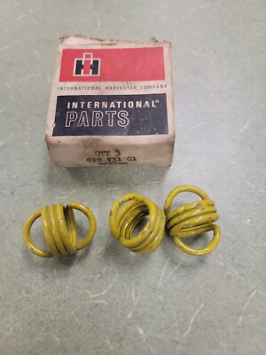 New old stock International Harvester 619-931-C1 Springs, Set of 3, IH ...