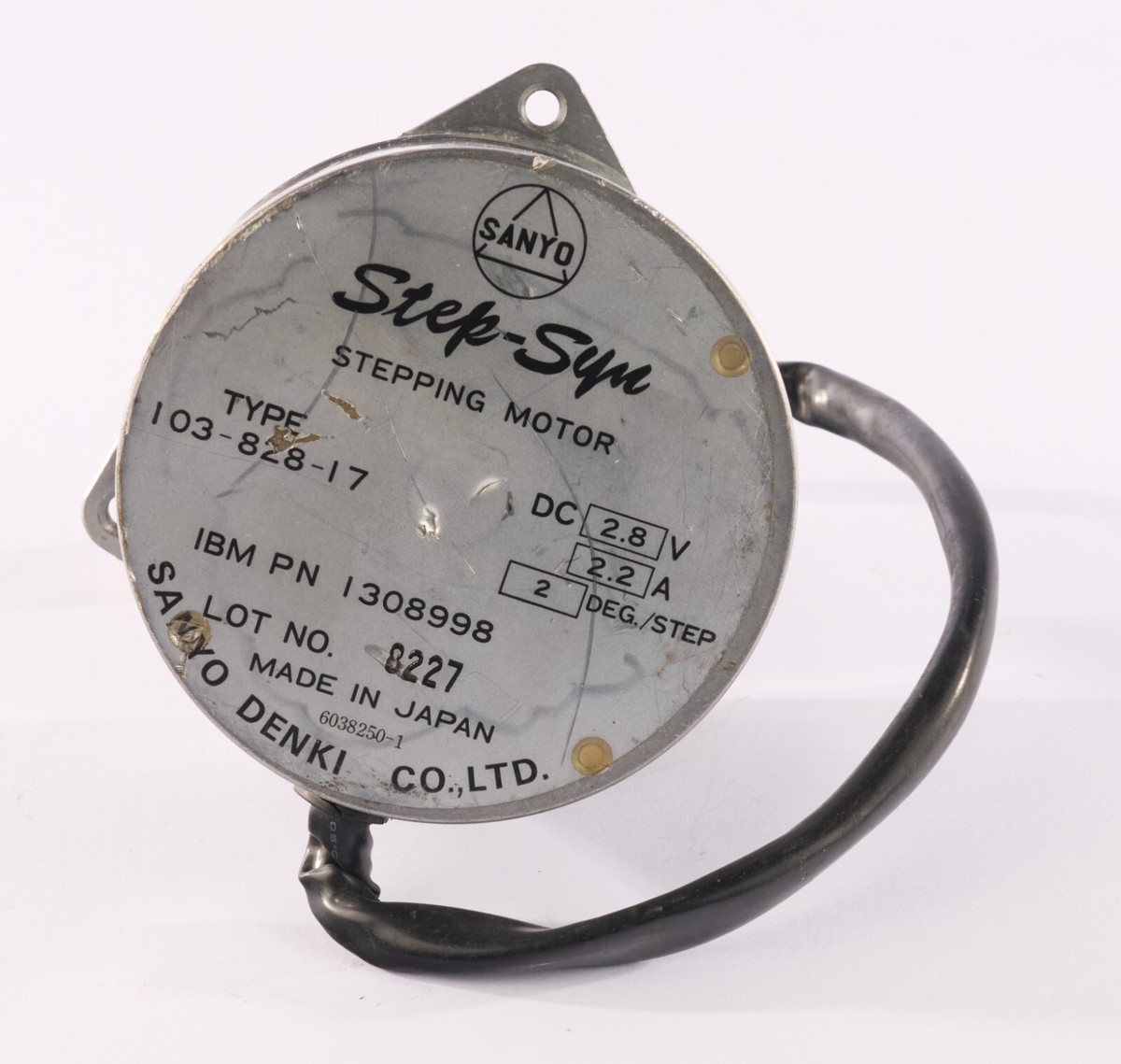 Sanyo Step-Syn Stepping Motor 103-828-17 8mm Shaft Diameter