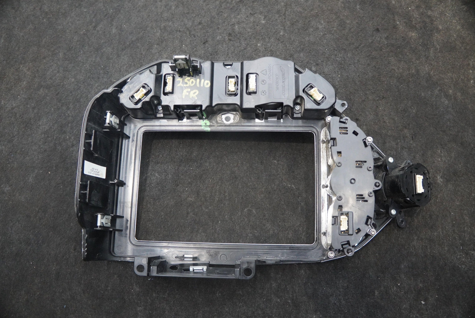 Dash Console Radio Screen Trim Panel Switch Carbon Fiber 14N0609CP McLaren 720S