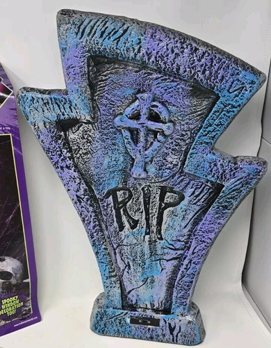 Vintage Easter Unlimited Halloween Outdoor Dimming Light RIP Tombstone Blow Mold - Picture 3 of 9
