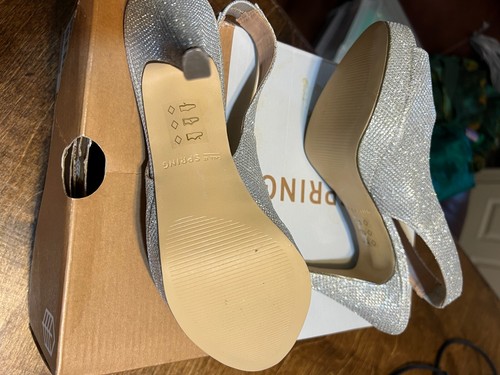 Call It Spring Jebediaha Special Occasion women's size 6 silver Shoe - Picture 6 of 6