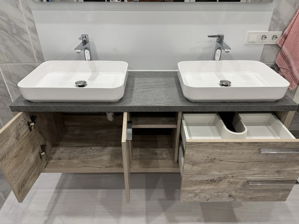 Verkaufe einen Waschtisch Und spiegel Mit Funktion - Bild 2 von 4