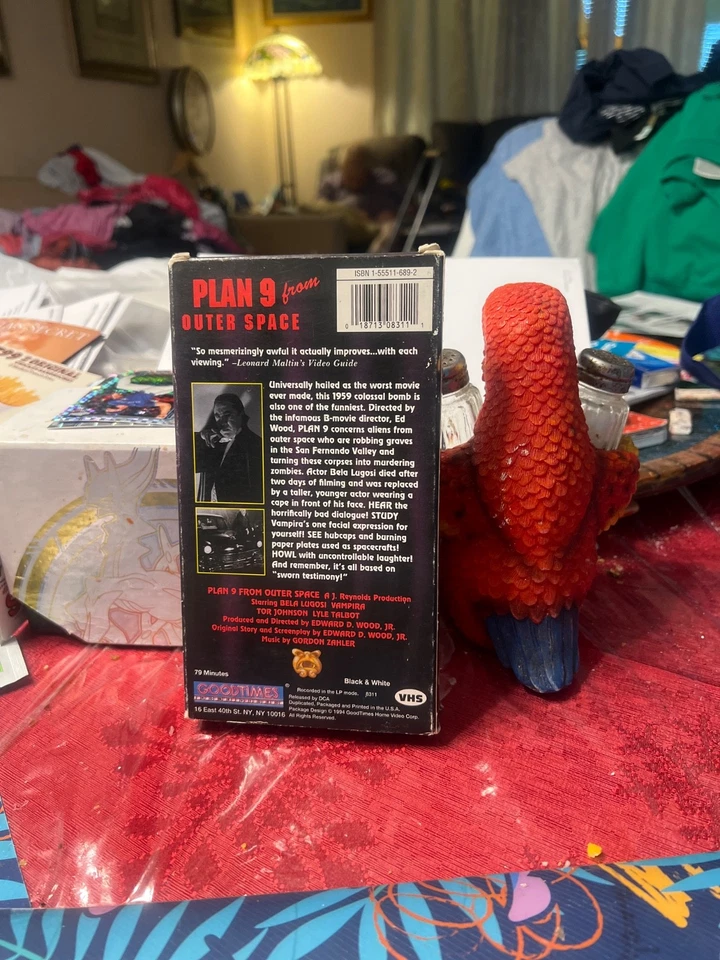 PLAN 9 FROM OUTER SPACE: VHS ED WOOD PERSENTS BELA LUGOSI-VAMPIRA-TOR JOHNSON-LV Foto 2 de 2
