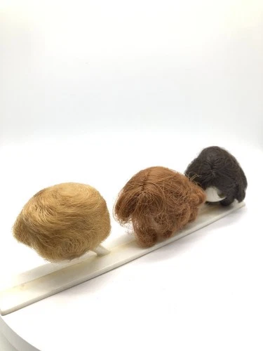 Vintage 1963 Barbie Fashion Queen Wig Set w/ Stand – Blonde Brunette Red