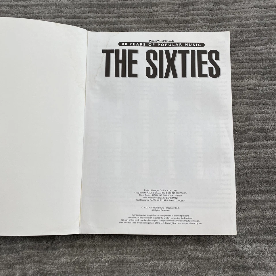 Cancionero de acordes vocales de piano Warner Bros The Sixties 80 años de música popular Foto 4 de 4