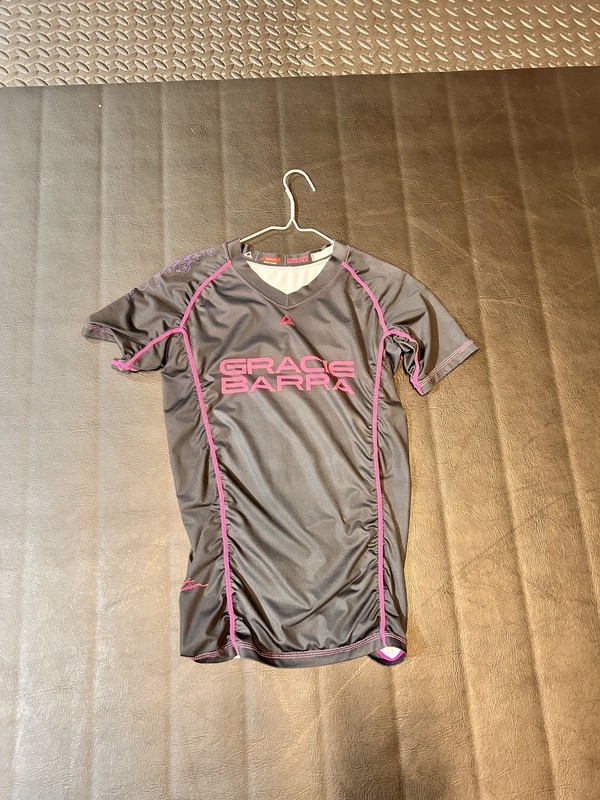 Gracie Barra Sakura Edition Medium Jiu Jitsu Rashguard