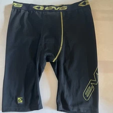 EVS Men’s Riding Shorts With Tailbone Pad Size M/L