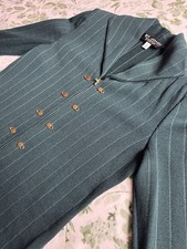 St. John Women  s Size 2 Dark Green Zip Up Blazer With Gold Buttons