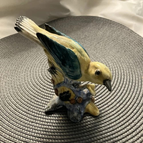 Vintage Stangl Art Pottery Yellow Kentucky Warbler Figurine