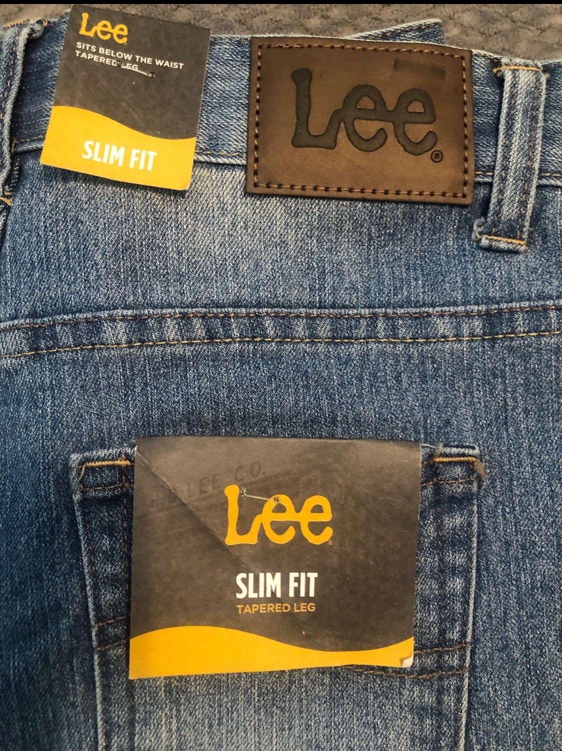 NWT Lee Slim Fit Tapered Leg Jeans - Size 10 Regular image 2