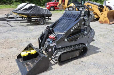 AGT KTT23 New 23HP Mini Skid Steer Track Loader Crawler Gas Engine EPA 905kg