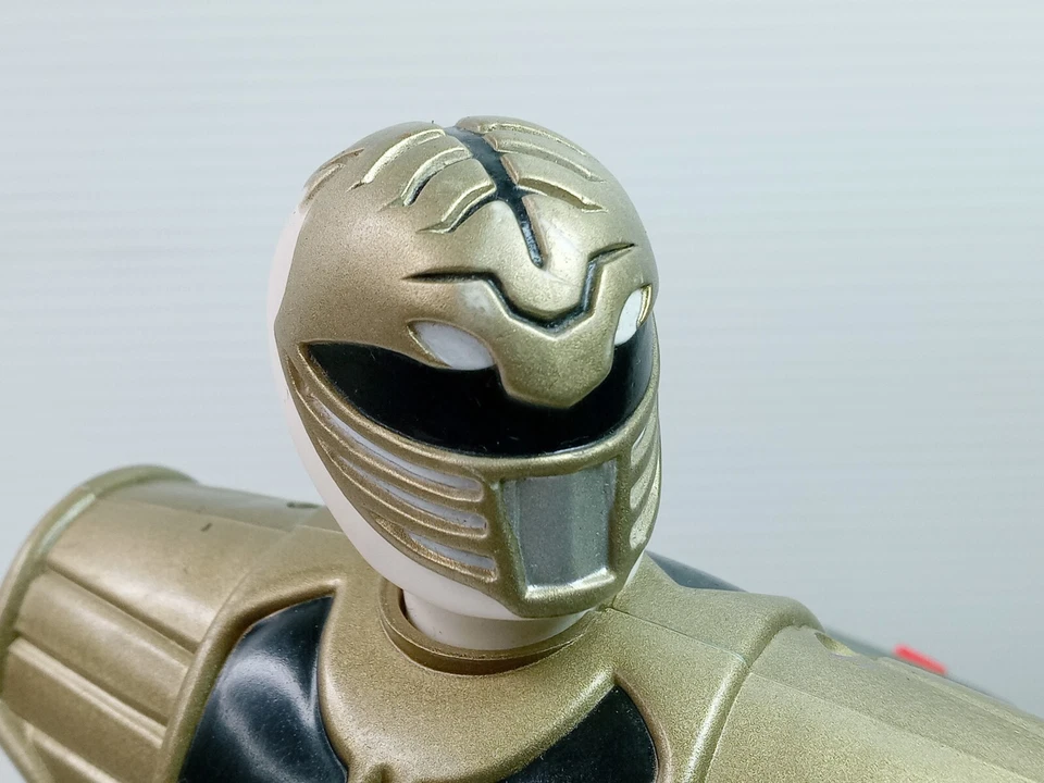 Power Rangers Fighters White Power Ranger By Tiger Electronics 1995 WORKING - Image 4 of 4