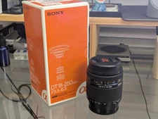 Sony SAL SAL-18250 18-250mm f/3.5-6.3 DT Lens