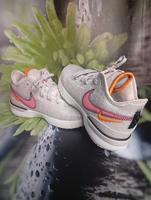 Nike Zoom LeBron NXXT Gen Gr. 37,5 Neu NP.125 