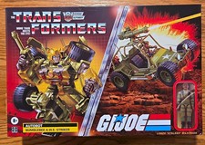 Hasbro Transformers x G.I. Joe Collaborative Bumblebee A.W.E. Striker Stalker