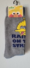 Sesame Street Men's 2-Pair Crew Socks. 29/1 .