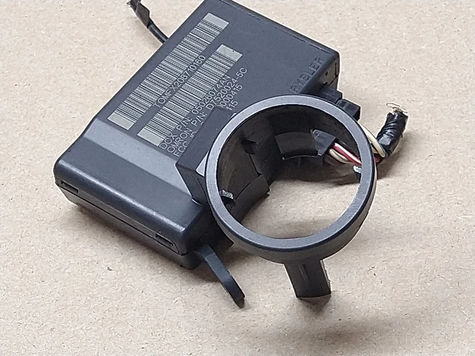 CHRYSLER/DODGE/JEEP SKIM IMMOBILIZER TRANSCEIVER MODULE P/N 05026074AN - Image 3 of 4