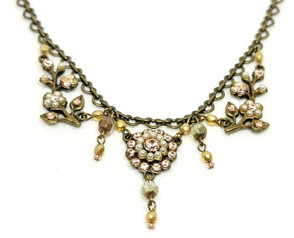 Precioso collar de Michal Negrin cuentas brillantes con cristales flores. Foto 2 de 4