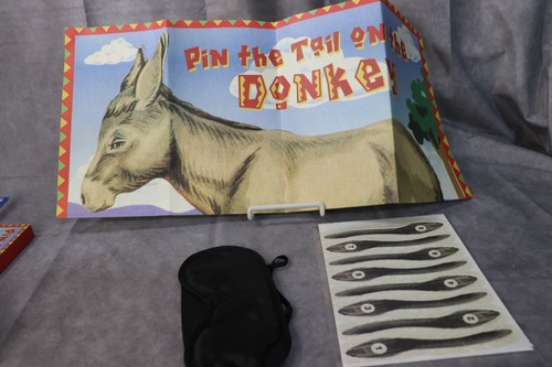 2008 Schylling Pin The Tail On The Donkey Game 24 players New - Picture 3 of 6