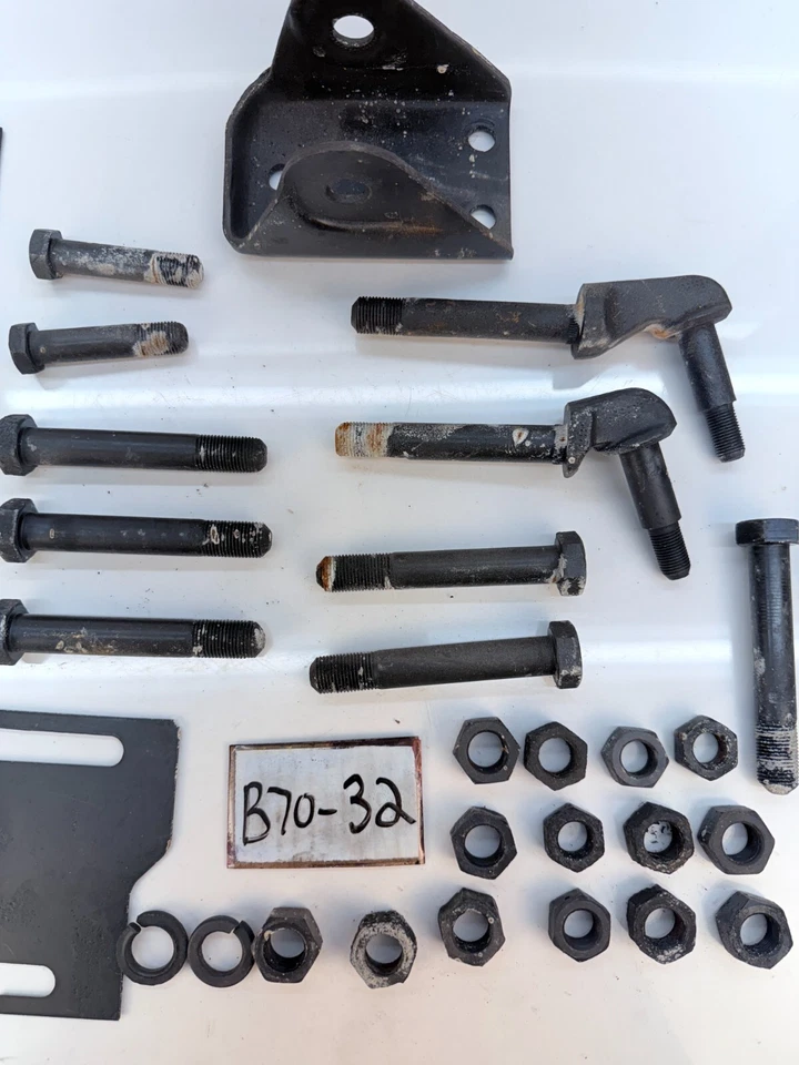 OEM 1959 1960 Chevy Impala Belair Bonneville Misc Bolts LOT B70-32 - Image 3 of 4