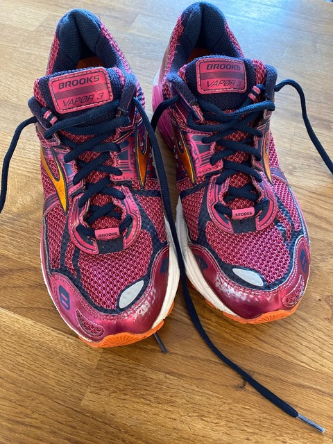 brooks vapor 9 mens pink