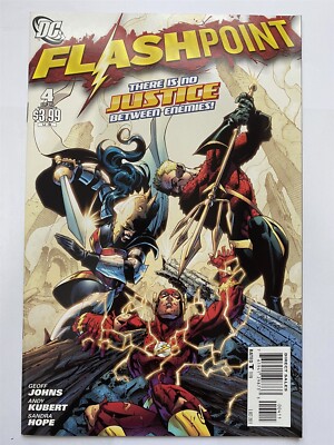 FLASHPOINT #4 DC Comics 2011 NM