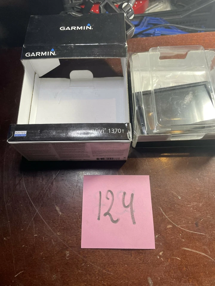 Garmin nuvi 1370t 4.3-Inch Widescreen Bluetooth GPS Navigator - Image 4 of 4