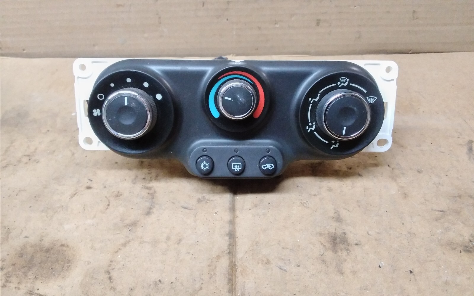 Picture 1 of 6