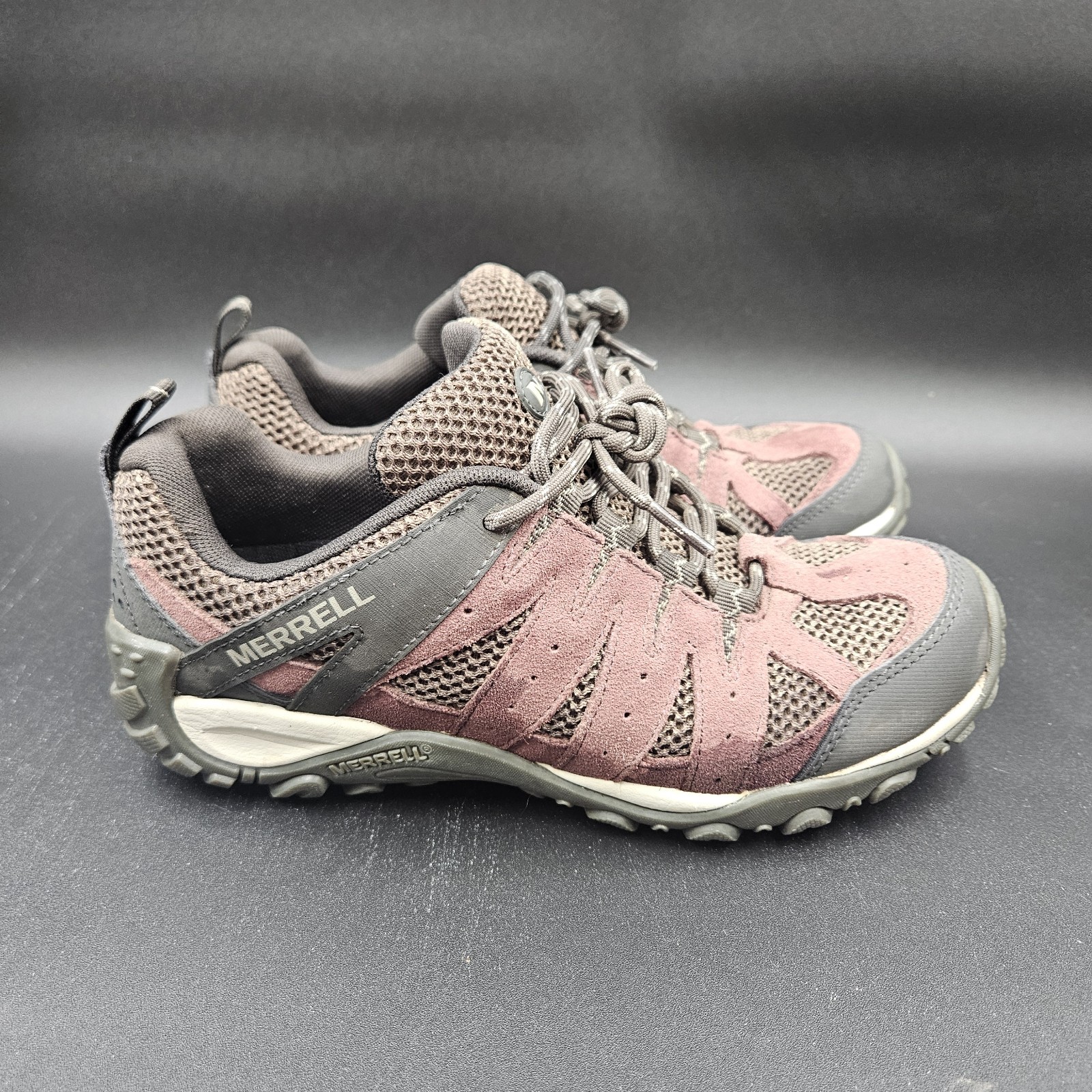 Scarpe stringate Merrell da donna taglia 7 5 Accentor 3 rosse impermeabili da trekking usate in ottime condizioni