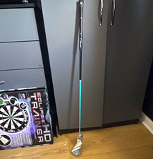 Wilson D300 Superlight Iron RH Stiff Flex Graphite Shaft Blue/Black Steel