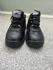 Safe Work Shoes Size 5 Black