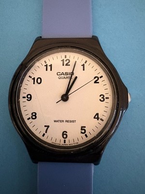 Casio MQ-24 Analog Armbanduhr