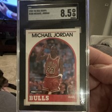 1989-90 NBA Hoops Michael Jordan #200 SGC 8.5 Chicago Bulls Basketball