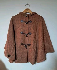 Trefriw Woollen Mills Vtg Women Hooded Wool Cape Coat W/Toggle Closures One Size