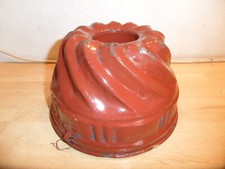 Alte Kuchenform Gugelhupf Backform Emaille &Oslash; ca.21cm aussen Ochsenblut Farbe