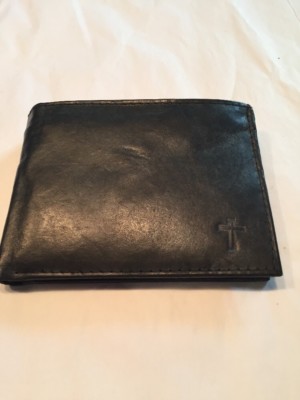 Vtg Black Leather Bifold Billfold Wallet 4.5  Folded Embossed Cross