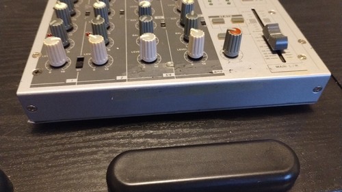 Phonic MM1002 Compact 10-channel Mixer Audio, Great! No power cable Tested Works - Picture 7 of 12
