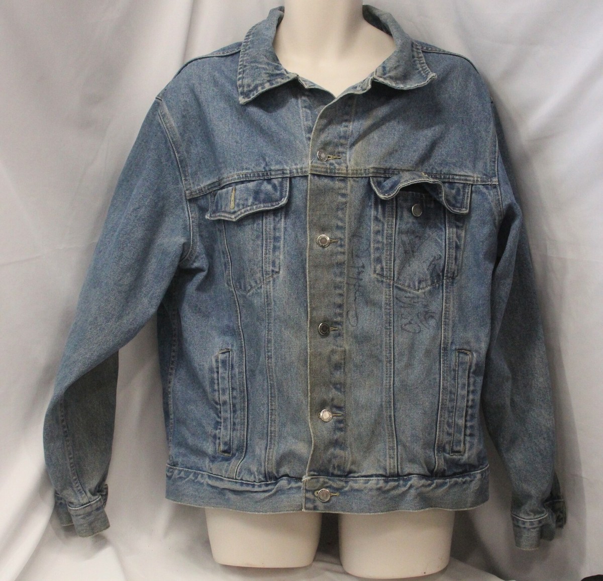 Vintage 90s Men's Wrangler Hero Blue Denim Jean Jacket Sz XL Vintage 90s Men's Wrangler Hero Blue Denim Jean Jacket Sz XL