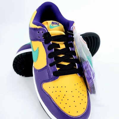 Nike Lisa Leslie x Dunk Low Womens Size 8 Shoes Court Purple