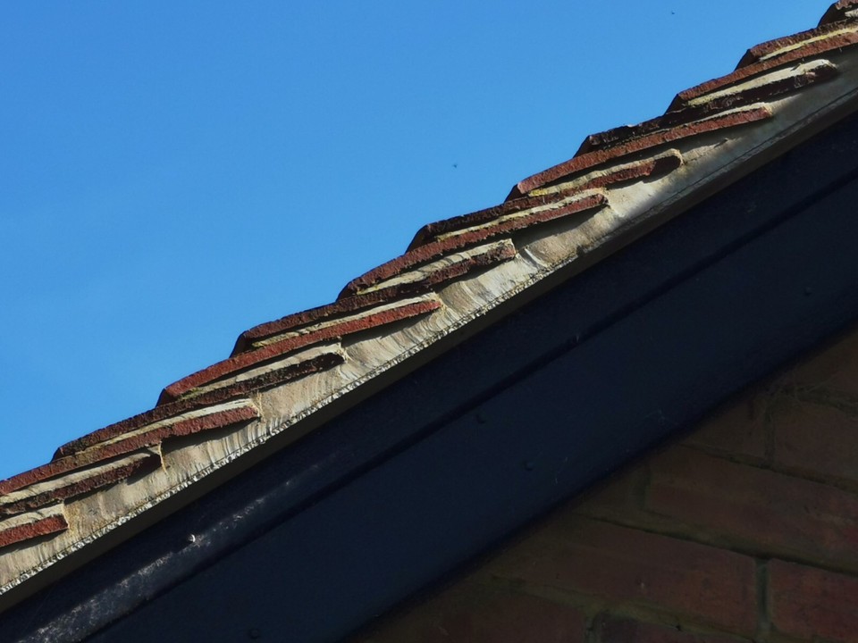 Undercloak Verge Board Soffit Fibre Cement Strips 4' x 6" Imperial