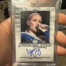 2017 Leaf Pop Century Iggy Azalea Musically Yours Authentic On-Card Auto #MY-IA1