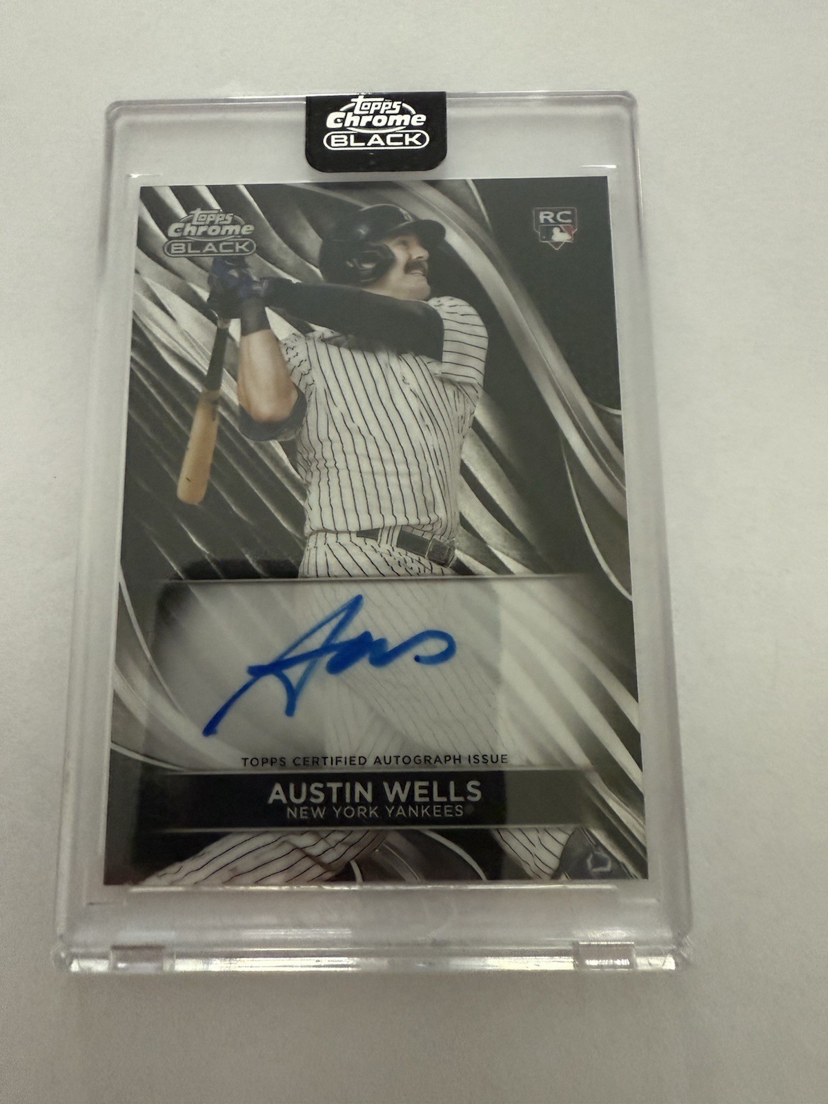 2024 Topps Chrome Black - Autographs Austin Wells #CBA-AW (AU, RC)