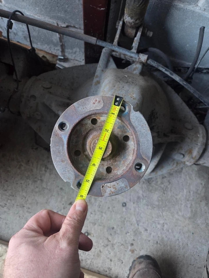 2014 2015 2016 2017 2018 RAM 2500 3500 EJE TRASERO MONTAJE DIFERENCIAL Foto 2 de 3