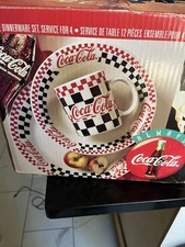 Coca-Cola Gibson 12 Piece Dinnerware Set 1997 – Service for 4 – Missing 1 Mug